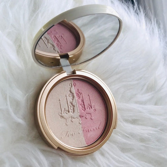Too Faced Candlelight Glow Highlighting Powder